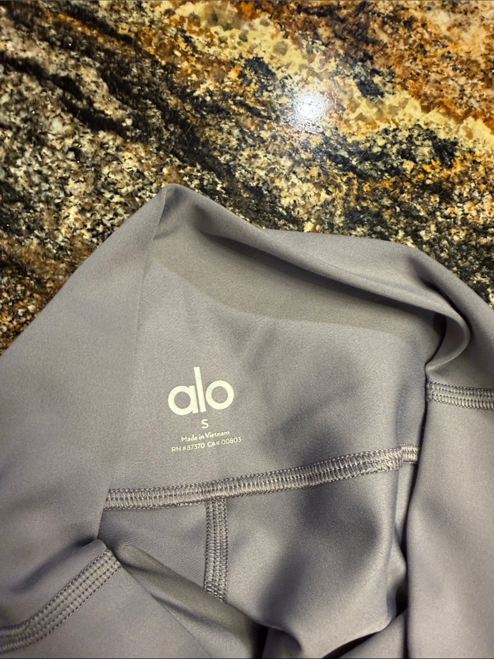 ALO Yoga Women's Gray High-Waist Leggings - Picture 2 of 3